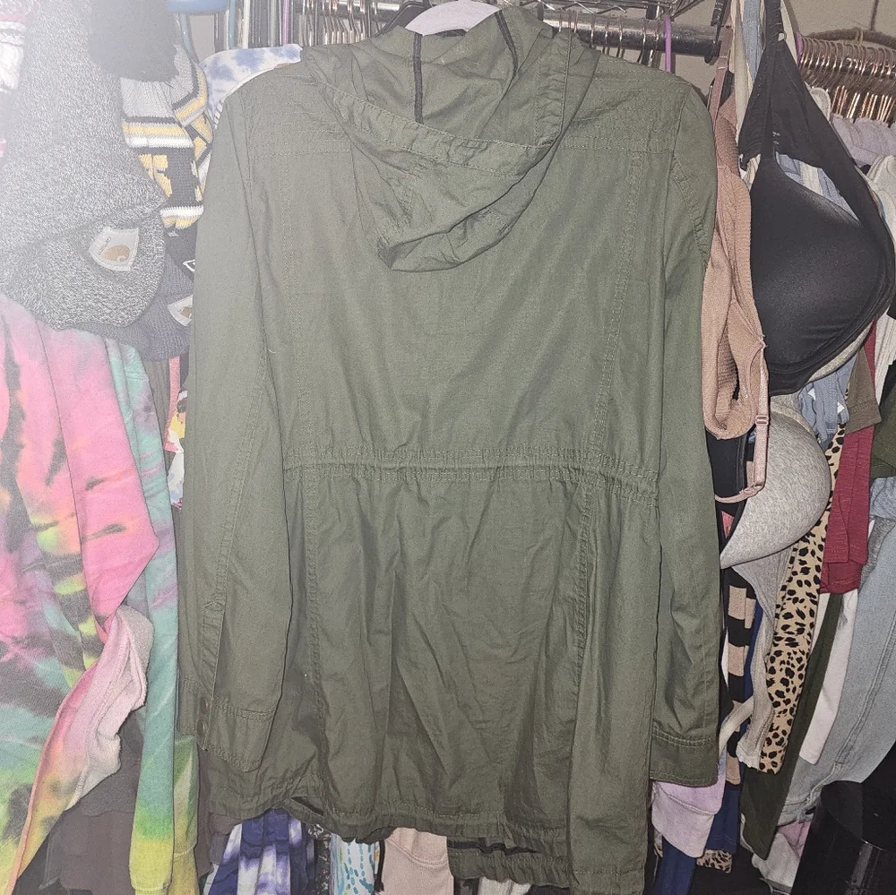 Lightweight jacket - Picture 4 of 4